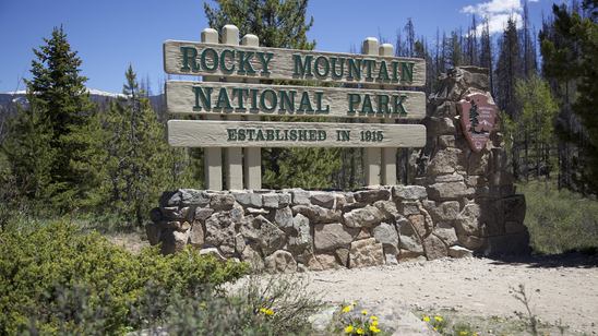 Rocky Mountain National Park Sign