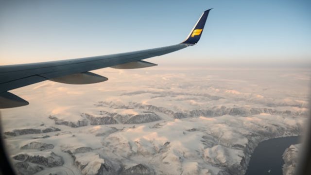 Read more about the article There are 3 Snowy Moods: Which Winter Traveller are You?